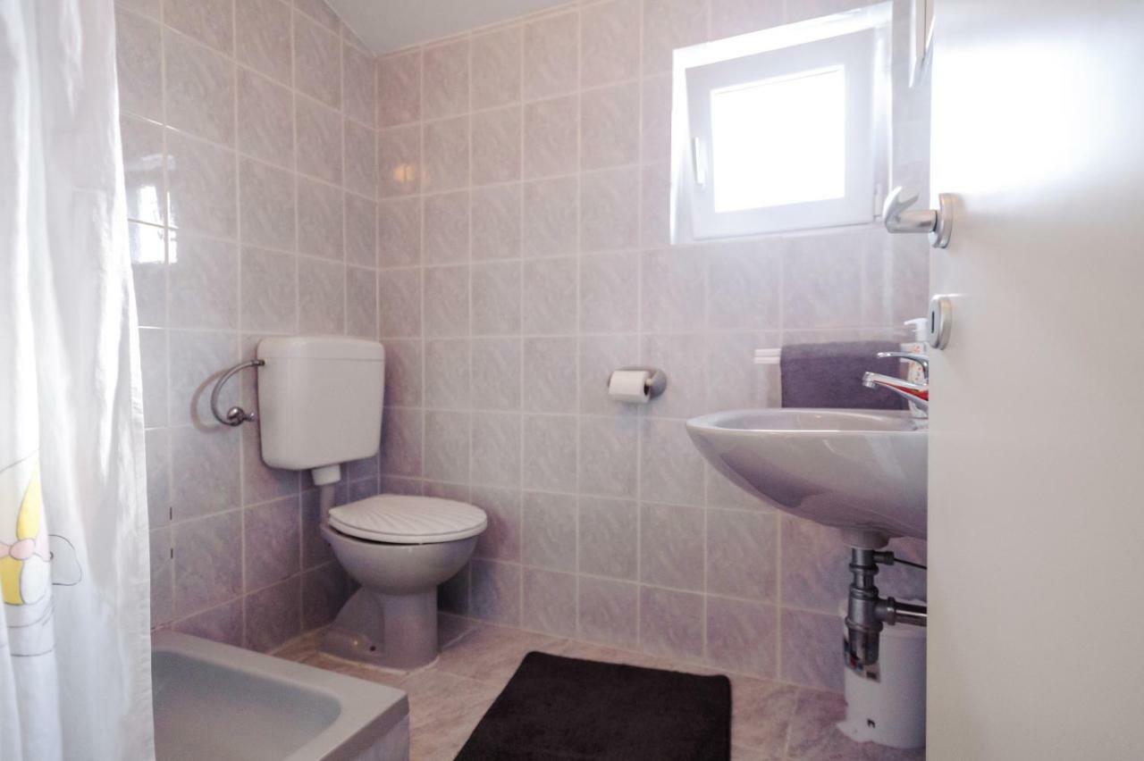 Apartments Korda L&M- Suhi Potok イェセニツェ エクステリア 写真