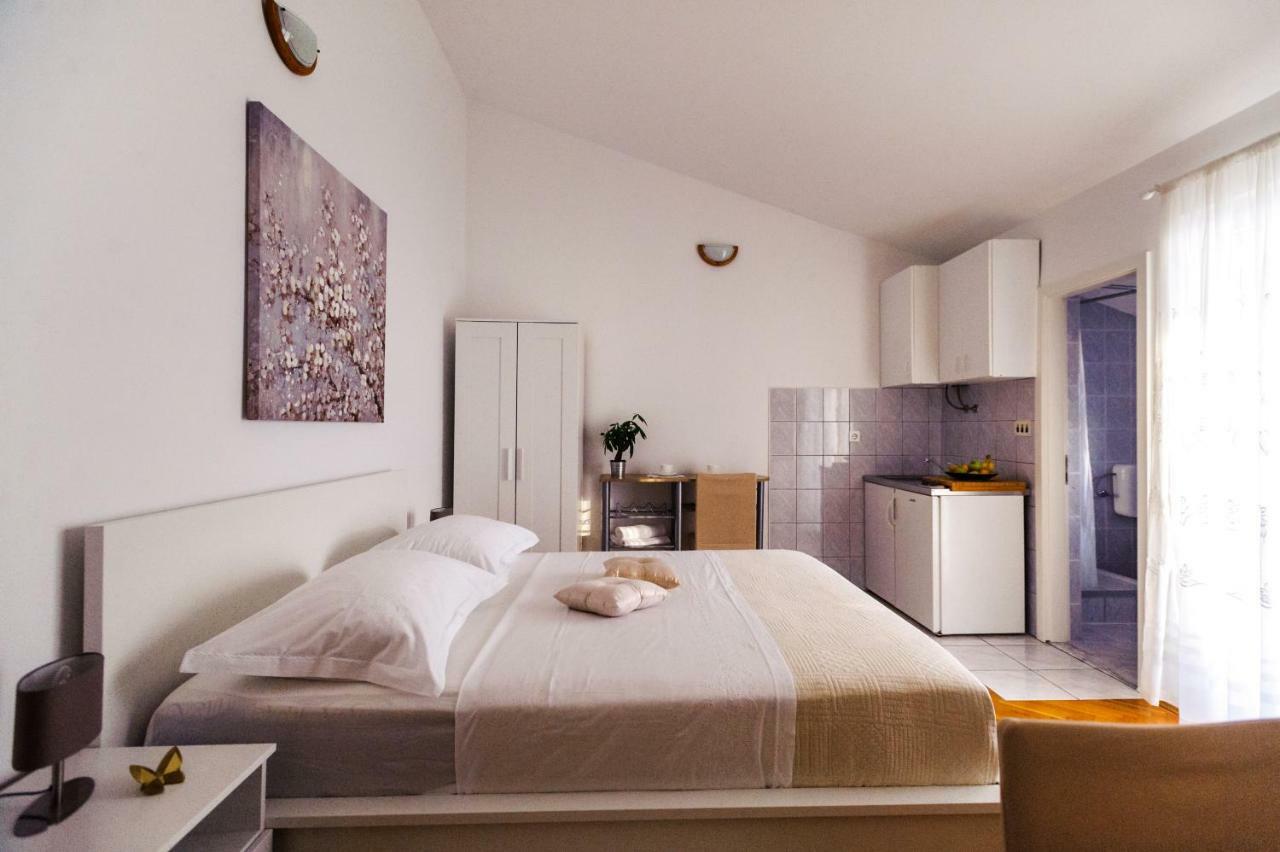 Apartments Korda L&M- Suhi Potok イェセニツェ エクステリア 写真